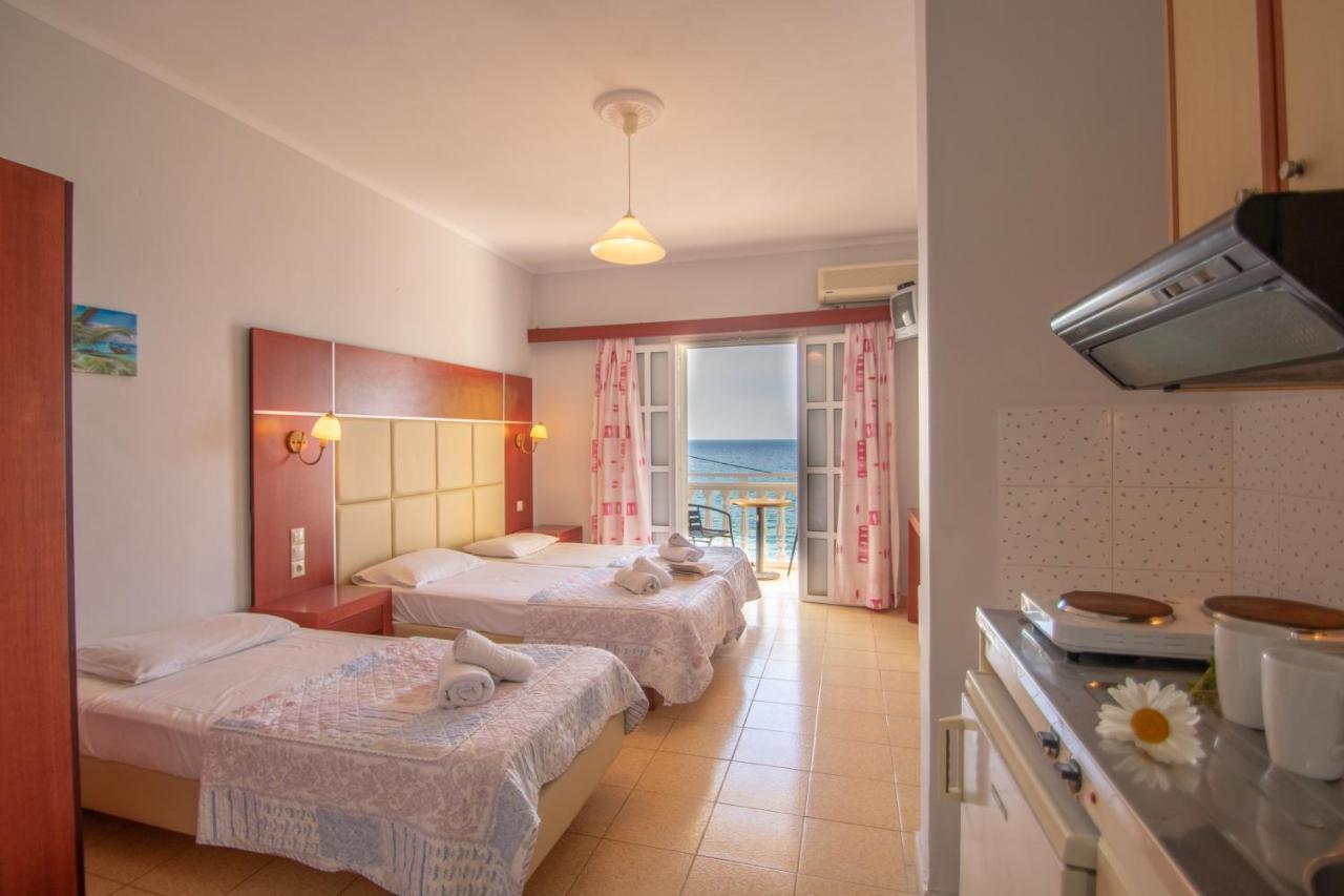 Agoulos Beach Hotel Аргаси Экстерьер фото