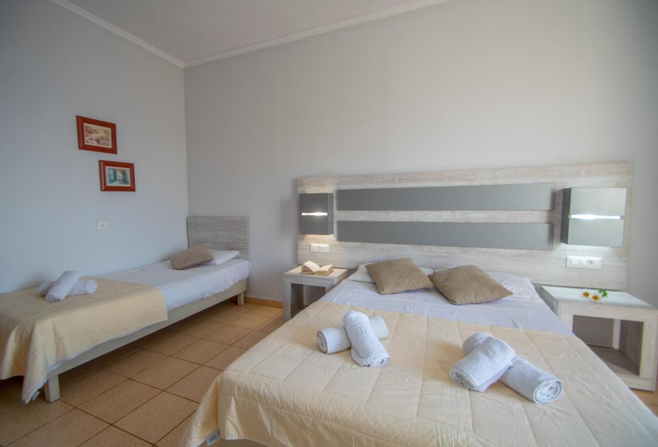 Agoulos Beach Hotel Аргаси Экстерьер фото