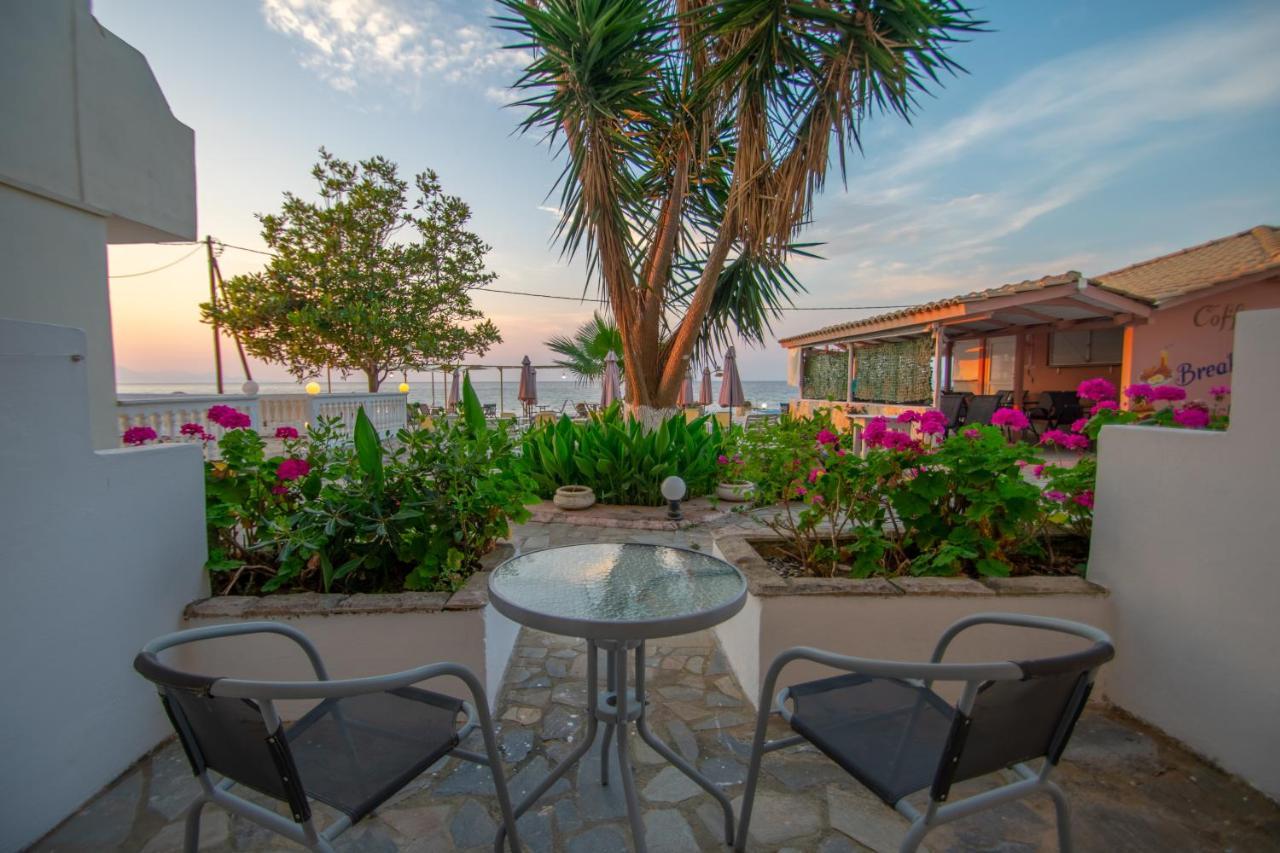 Agoulos Beach Hotel Аргаси Экстерьер фото