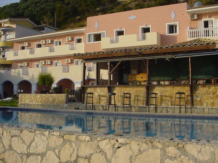 Agoulos Beach Hotel Аргаси Экстерьер фото